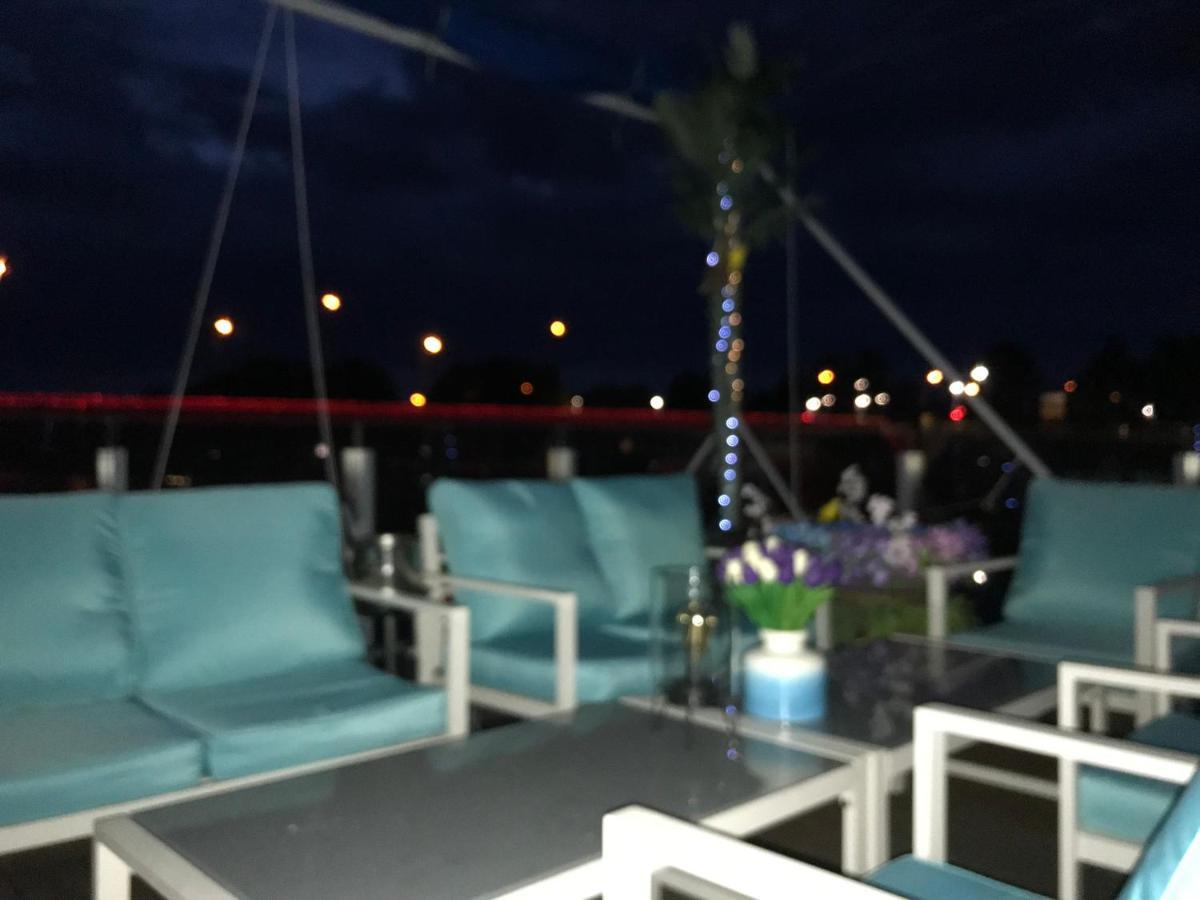 Houseboat On The Water Hotel Liepāja Kültér fotó