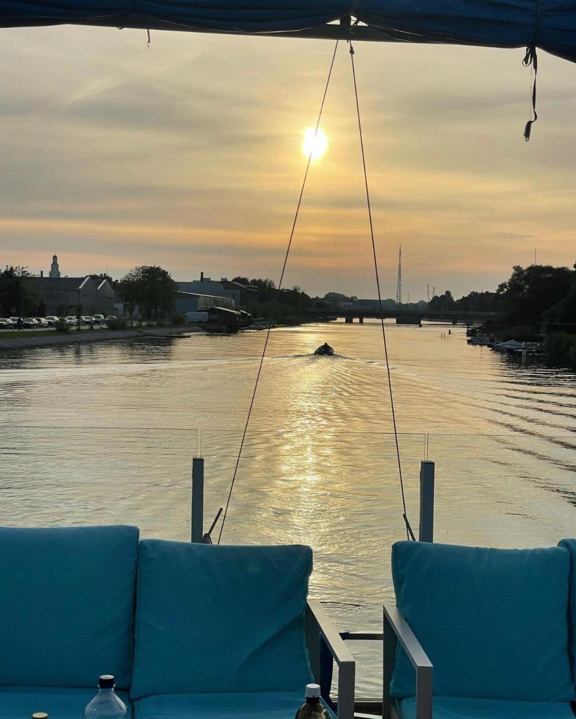 Houseboat On The Water Hotel Liepāja Kültér fotó