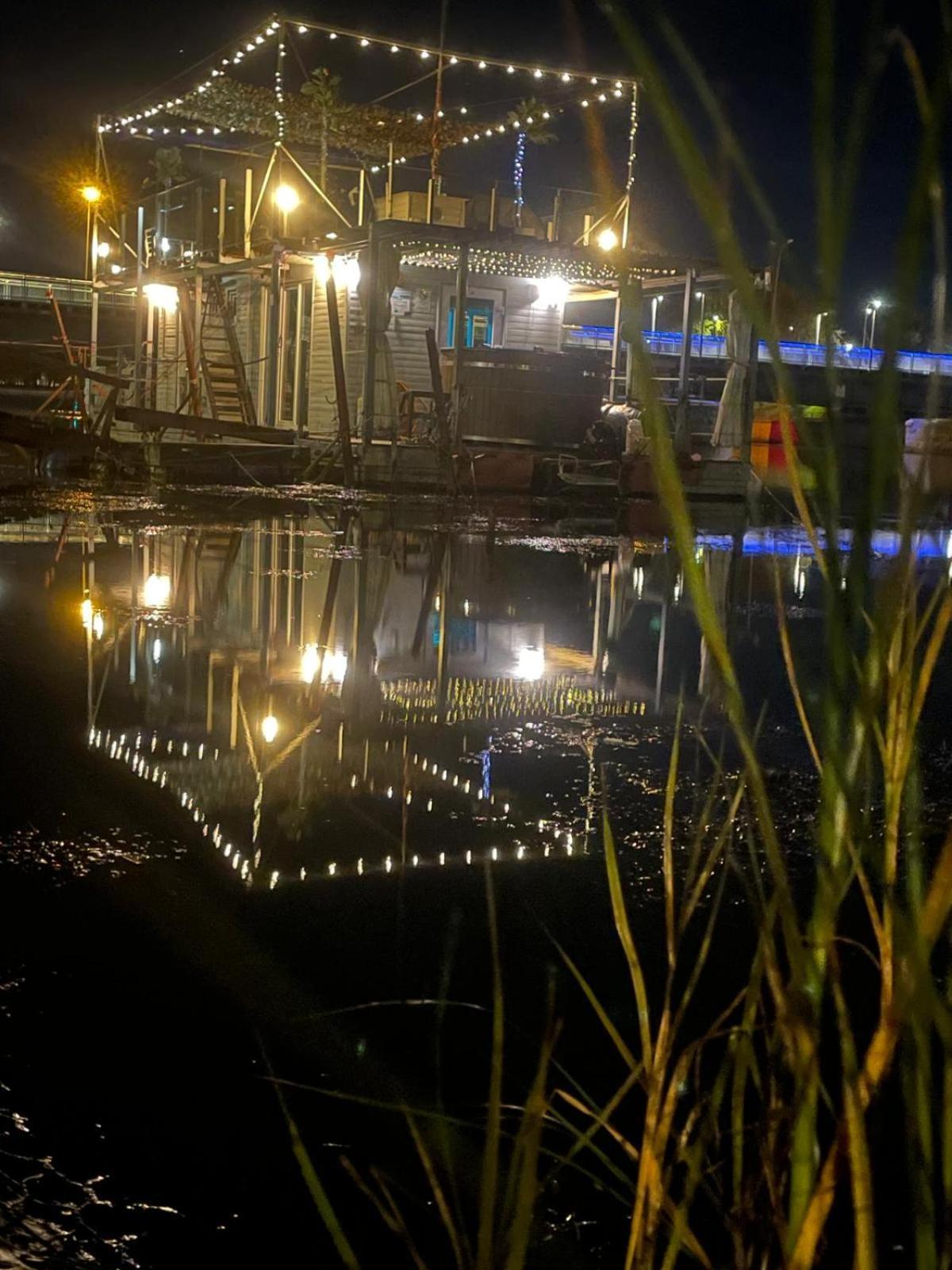 Houseboat On The Water Hotel Liepāja Kültér fotó